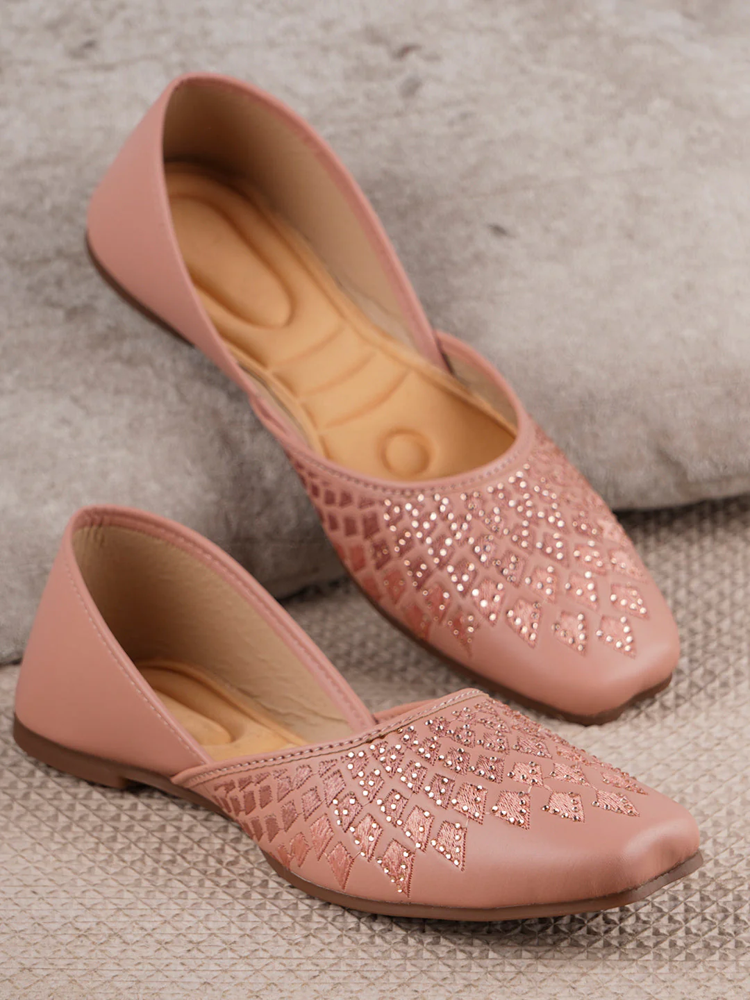 Embellished Slip-On Flat jutti - Image 7