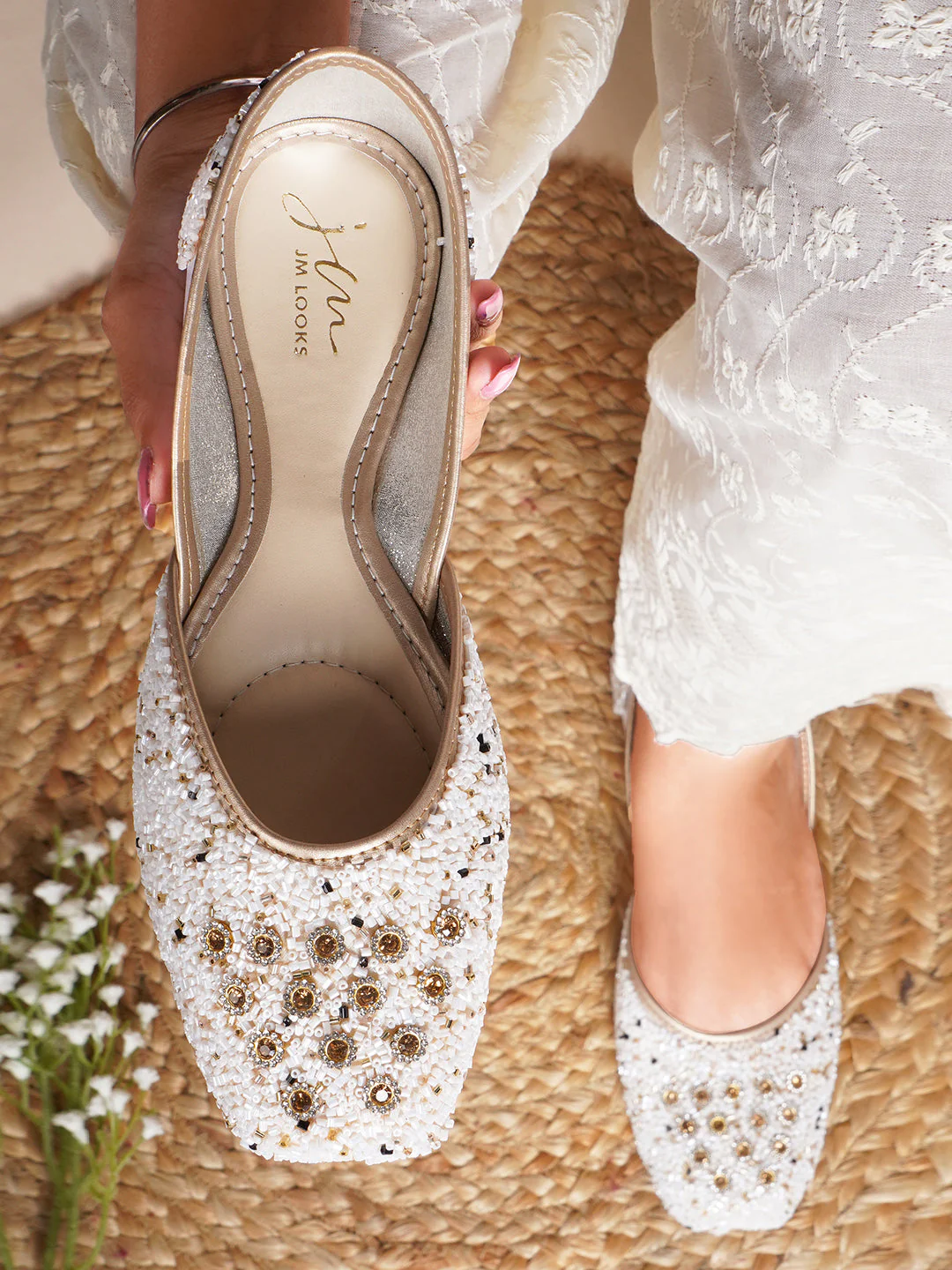 Embellished Square Toe Ethnic Jutti - Image 16