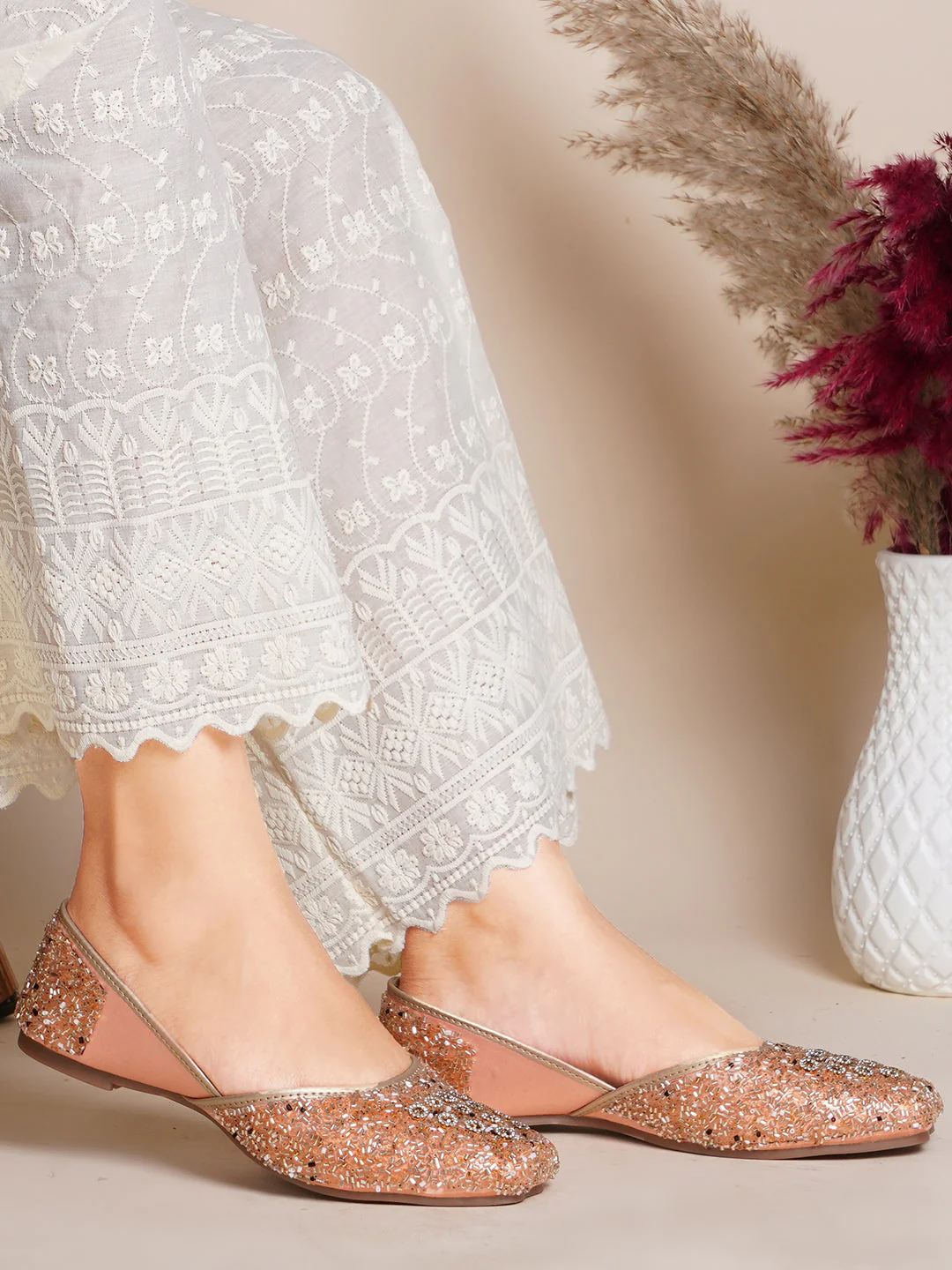 Embellished Square Toe Ethnic Jutti - Image 9