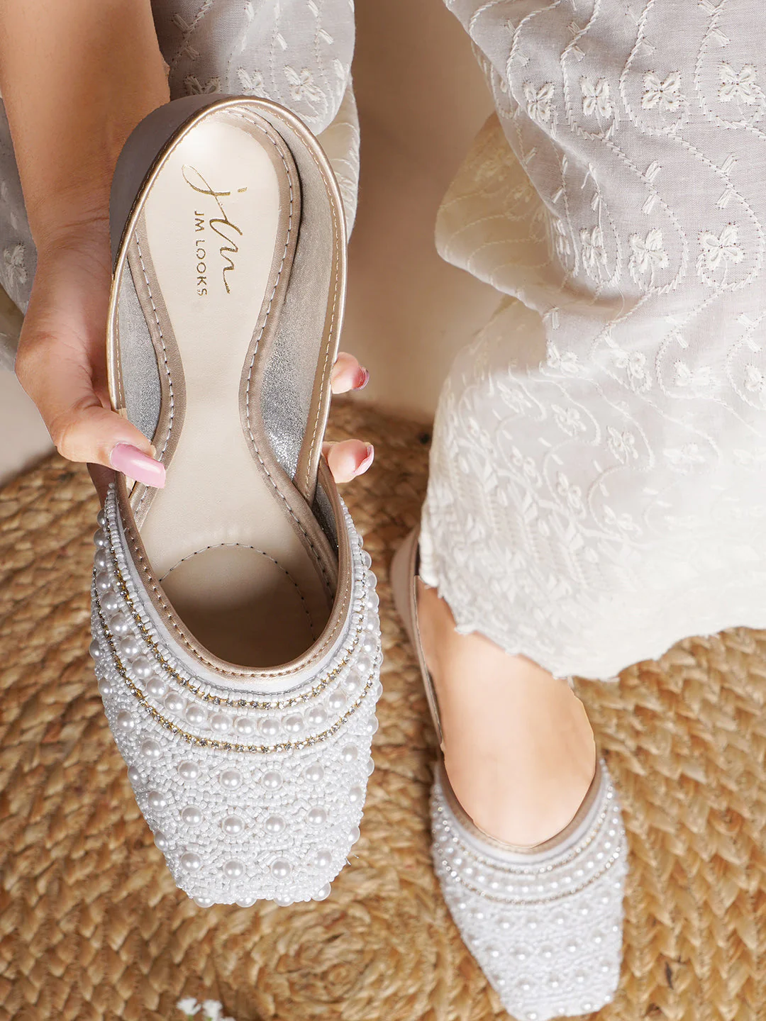 Ethnic Embellished Square Toe Jutti - Image 14