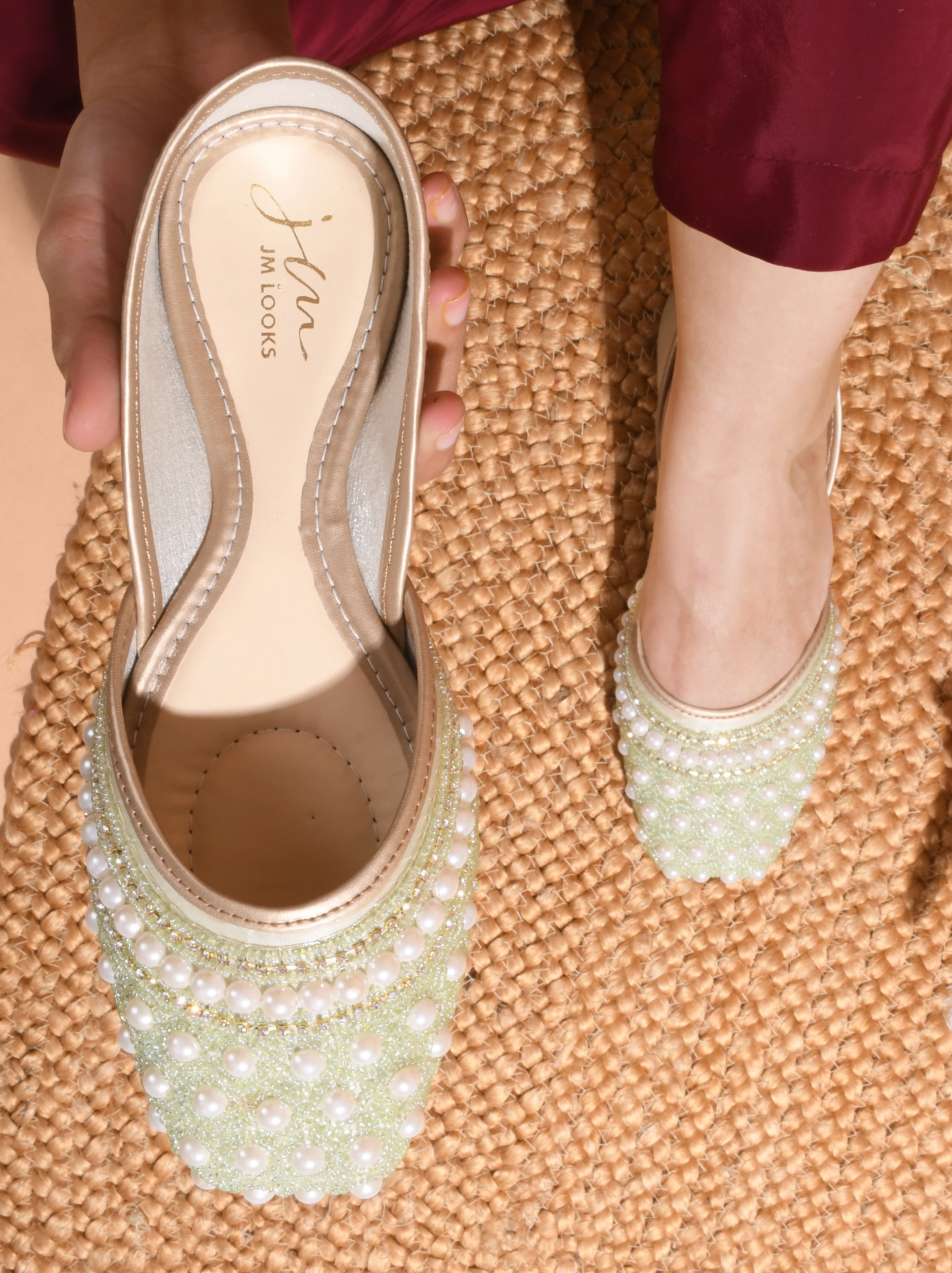 Ethnic Embellished Square Toe Jutti - Image 33