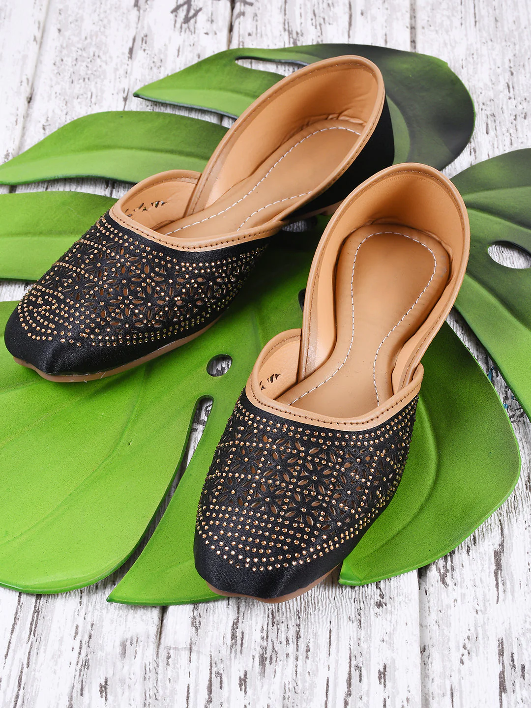 Jm Looks Women's Laser-Cut Juttis - Image 7