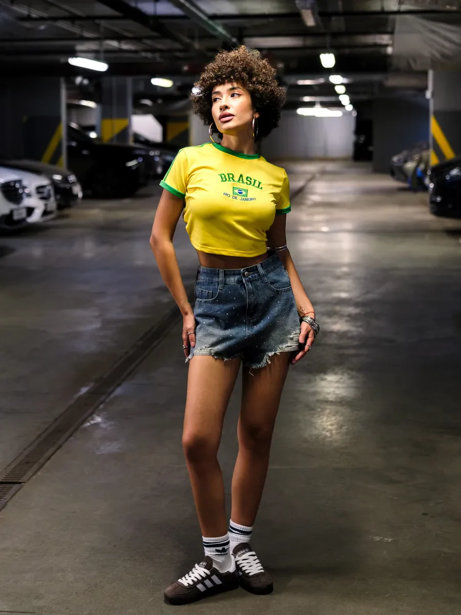 Fitted Cropped T-Shirt With Print - Image 18