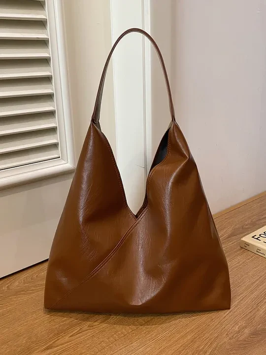 Lightweight Leather Shoulder Bag - Image 8