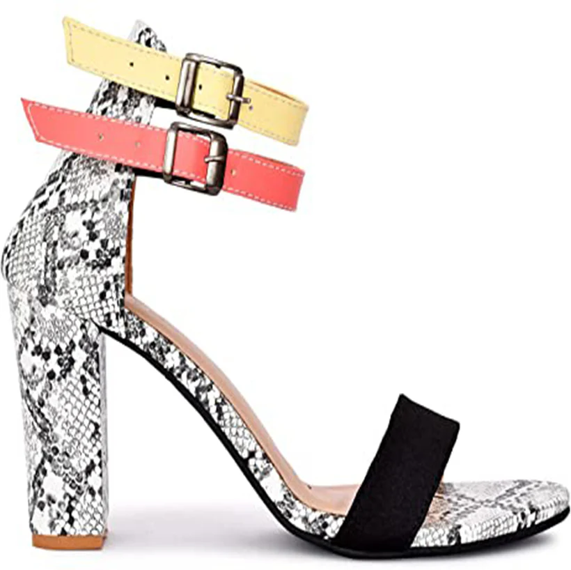 Open-Toe Chunky Heeled Sandals with Buckle Fastening - Image 4