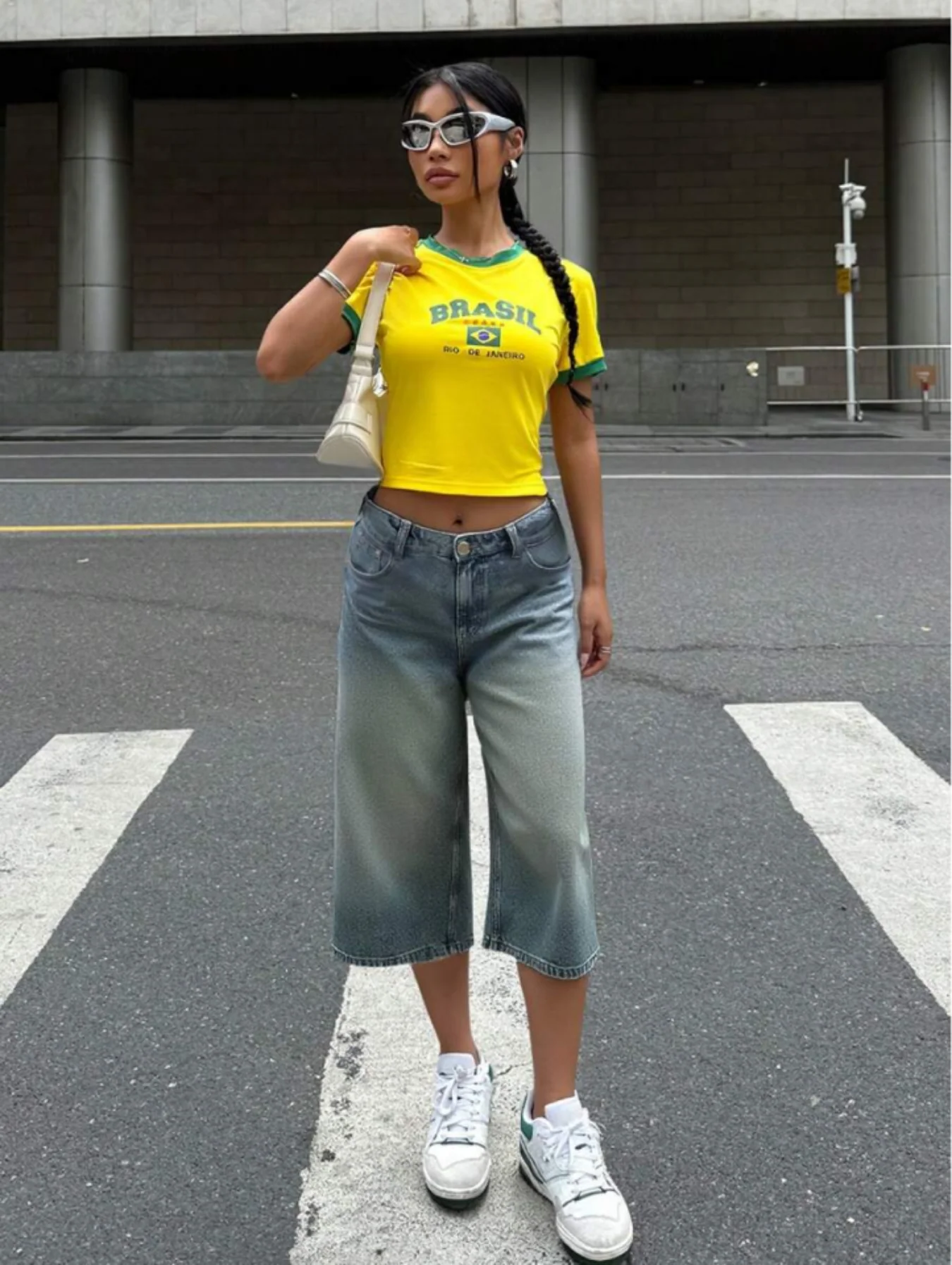 Fitted Cropped T-Shirt With Print - Image 10