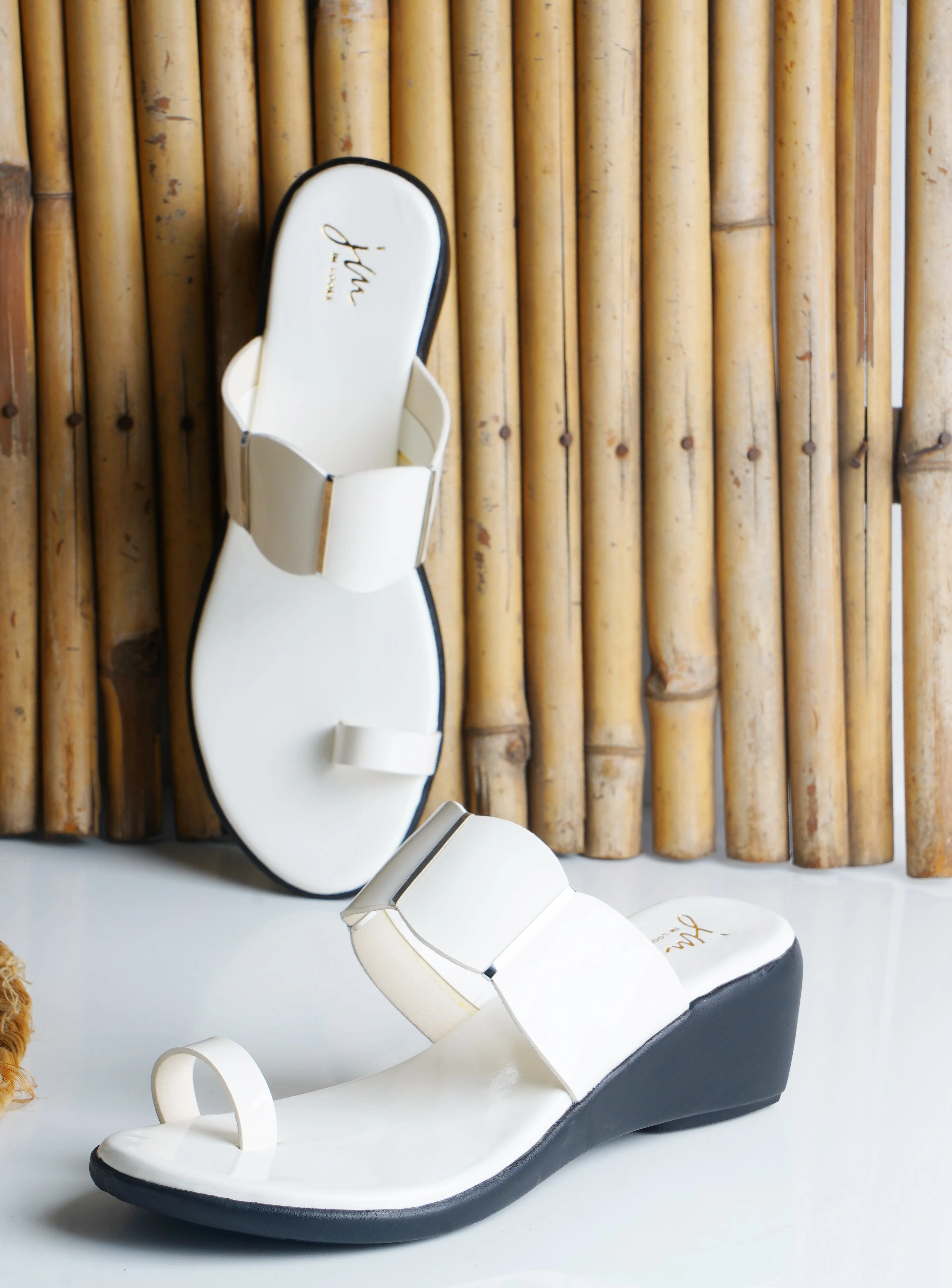 Jm Looks Women's Scalloped Toe-Ring Wedge Slides - Image 14